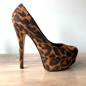 Aldo “Capecoral” Leopard Print Suede Heels, Size 5